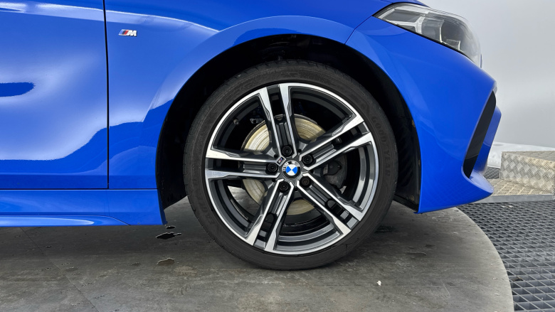 BMW 1 Series 118i [136] M Sport 5dr [Live Cockpit Professional] Petrol Hatchback